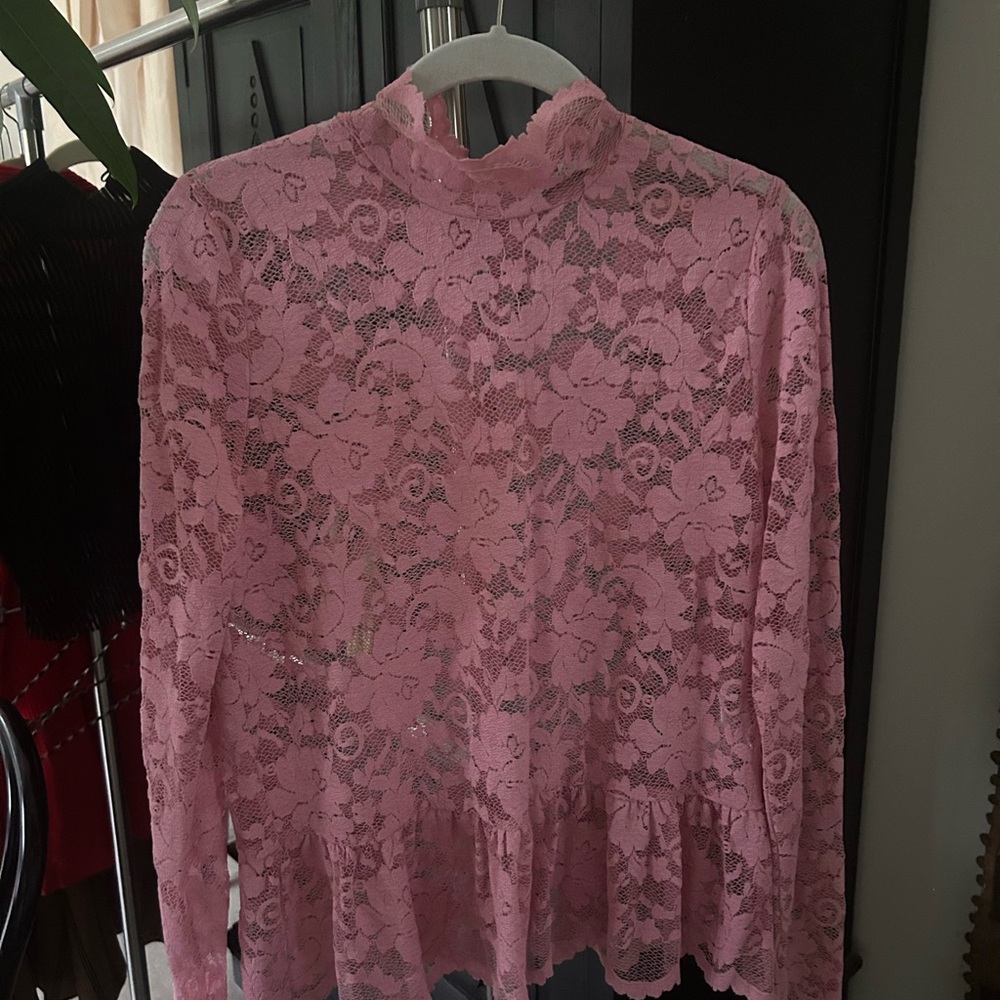 Ganni Pink Lace Turtleneck Peplum Blouse Women’s Size EU 36 / US 4